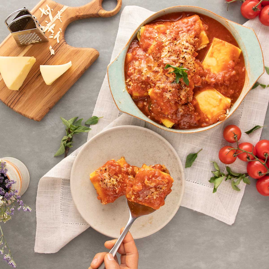 Fagotine de Mussarela de Búfala ao Molho de Tomate Concassé e Manjericão