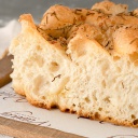 Focaccia de Alecrim com Sal Grosso