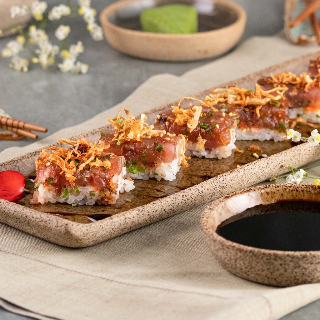 Batera Spicy Tuna com Crocante de Gengibre