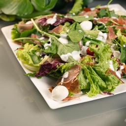 [1458] Salada Caprese