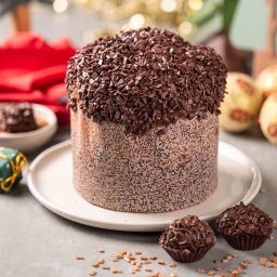 Chocottone Recheado de Brigadeiro