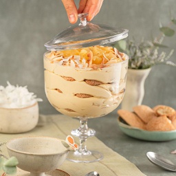 [103301] Taça Abacaxi com Coco