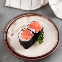 [109758] Maki de Salmão (8 Un.)