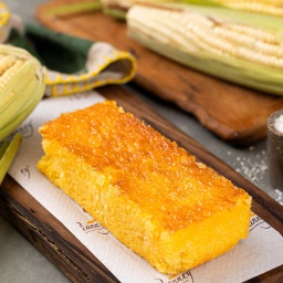 [113554] Broa cremosa de milho verde, queijo e coco